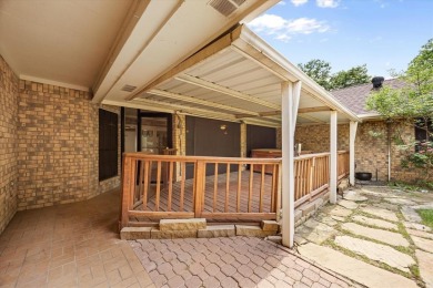 This charming home bursting with potential is the perfect canvas on De Cordova Bend Country Club in Texas - for sale on GolfHomes.com, golf home, golf lot