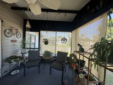 Are you looking for a home with a great floorplan, newer roof on The Meadows At Countrywood in Florida - for sale on GolfHomes.com, golf home, golf lot