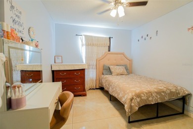 Come see this beautiful 4-bedroom 3 bath home with a Pool. With on Remington Golf Club in Florida - for sale on GolfHomes.com, golf home, golf lot