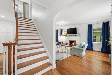 OPEN HOUSE - SUNDAY, MARCH 1ST 2-4PM. 365 Henry Clay Boulevard on Idle Hour Country Club in Kentucky - for sale on GolfHomes.com, golf home, golf lot