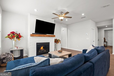 Immaculate like-new PROSPERITY floor plan in Sun City Peachtree! on Canongate Golf At Sun City Peachtree in Georgia - for sale on GolfHomes.com, golf home, golf lot