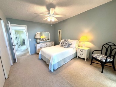Under contract-accepting backup offers. Welcome to the Cute & on On Top Of The World Golf Course in Florida - for sale on GolfHomes.com, golf home, golf lot