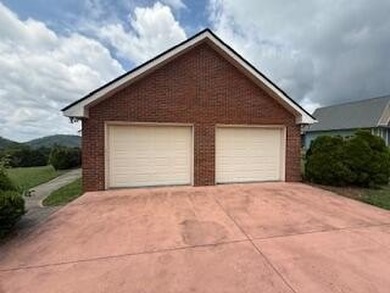 Bring your vision to this diamond in the rough, located in a on Patriot Hills Golf Club in Tennessee - for sale on GolfHomes.com, golf home, golf lot