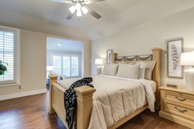 Welcome to your new life of luxury. This stunning townhome in on LakeRidge Country Club in Texas - for sale on GolfHomes.com, golf home, golf lot