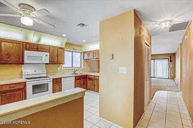 Great location in Covered Bridge II, a 55+ active adult on Pine Brook Golf Course in New Jersey - for sale on GolfHomes.com, golf home, golf lot