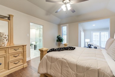 Welcome to your new life of luxury. This stunning townhome in on LakeRidge Country Club in Texas - for sale on GolfHomes.com, golf home, golf lot