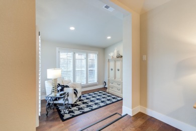 Welcome to your new life of luxury. This stunning townhome in on LakeRidge Country Club in Texas - for sale on GolfHomes.com, golf home, golf lot