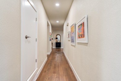 Welcome to your new life of luxury. This stunning townhome in on LakeRidge Country Club in Texas - for sale on GolfHomes.com, golf home, golf lot
