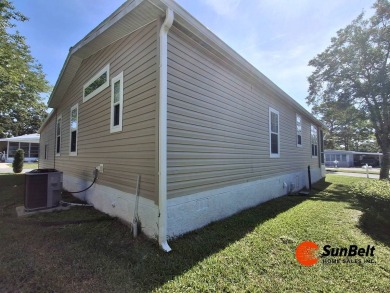 2020 Jacobson 2BR/2BA | Fully Furnished | Corner Lot | Turn-Key on Rolling Greens Executive Golf Community in Florida - for sale on GolfHomes.com, golf home, golf lot
