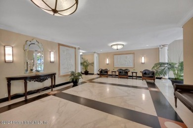 Luxury High Rise living at the Fountains! Welcome to the on Silver Lake Golf Course in New York - for sale on GolfHomes.com, golf home, golf lot