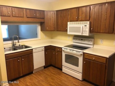 Welcome to easy living in this charming 1500 sqft single level on Pine Valley Country Club in North Carolina - for sale on GolfHomes.com, golf home, golf lot