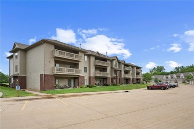 Nicely updated Condo in the heart of Hiawatha nothing to do but on St. Andrews Golf Club in Iowa - for sale on GolfHomes.com, golf home, golf lot