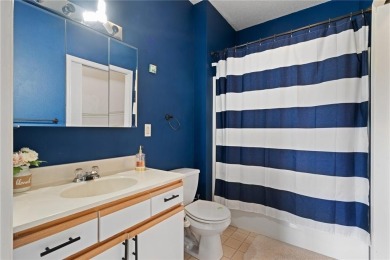 Nicely updated Condo in the heart of Hiawatha nothing to do but on St. Andrews Golf Club in Iowa - for sale on GolfHomes.com, golf home, golf lot