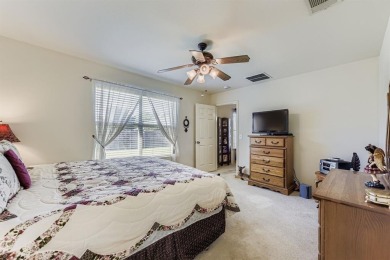 Welcome to this beautifully maintained 3-bedroom, 2-bath home on Oakmont Country Club in Texas - for sale on GolfHomes.com, golf home, golf lot