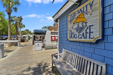Do not miss this beautiful Townhome in the heart of Harbor Town on Harbour Town Golf Links in South Carolina - for sale on GolfHomes.com, golf home, golf lot