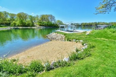 Lakefront Home with Tons of Character and Great Location! on Oak Run Golf Course in Illinois - for sale on GolfHomes.com, golf home, golf lot
