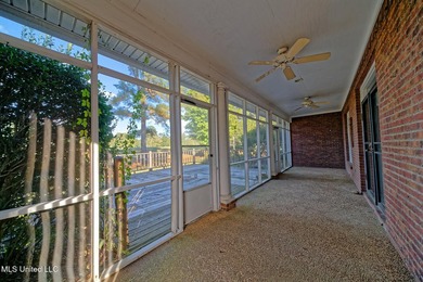 Rare Opportunity for a golf course home. Great area and schools on Colonial Country Club Deerfield in Mississippi - for sale on GolfHomes.com, golf home, golf lot