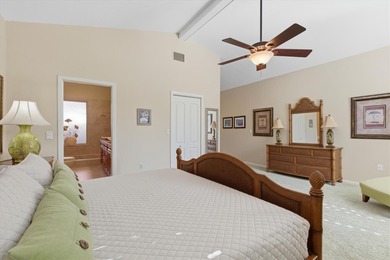 Under contract-accepting backup offers. Welcome to your dream on Cypress Run Golf Club  in Florida - for sale on GolfHomes.com, golf home, golf lot