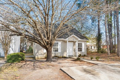 816 Mary Anna Court brings a rare opportunity; a split-level on Whispering Pines in South Carolina - for sale on GolfHomes.com, golf home, golf lot