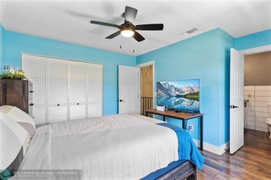Stunning 2/2.5 Condo in Gated Boca Lago Community - All Ages on Boca Lago Golf and Country Club in Florida - for sale on GolfHomes.com, golf home, golf lot