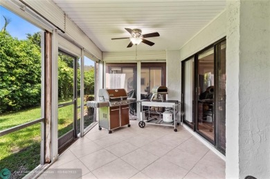 Stunning 2/2.5 Condo in Gated Boca Lago Community - All Ages on Boca Lago Golf and Country Club in Florida - for sale on GolfHomes.com, golf home, golf lot