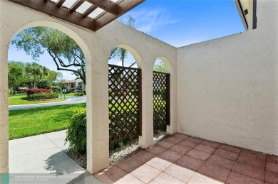 Stunning 2/2.5 Condo in Gated Boca Lago Community - All Ages on Boca Lago Golf and Country Club in Florida - for sale on GolfHomes.com, golf home, golf lot