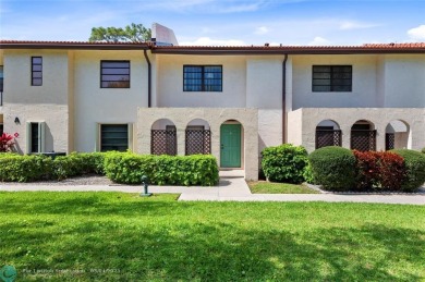 Stunning 2/2.5 Condo in Gated Boca Lago Community - All Ages on Boca Lago Golf and Country Club in Florida - for sale on GolfHomes.com, golf home, golf lot