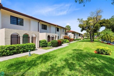 Stunning 2/2.5 Condo in Gated Boca Lago Community - All Ages on Boca Lago Golf and Country Club in Florida - for sale on GolfHomes.com, golf home, golf lot