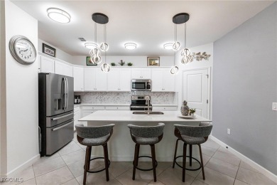 Great price for this 4-bedroom, 3 full bathroom beautiful home! on Copperhead Golf Club in Florida - for sale on GolfHomes.com, golf home, golf lot