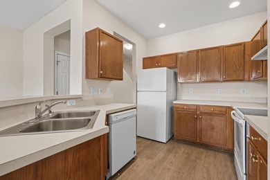 If you are an investor, or looking for that special second home on Wild Wing Plantation in South Carolina - for sale on GolfHomes.com, golf home, golf lot