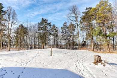 Looking for affordable country living? This charming 2-bedroom on Beeches Golf Club  in Michigan - for sale on GolfHomes.com, golf home, golf lot