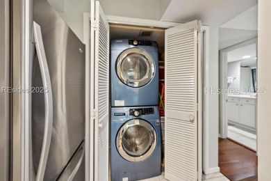 Turnkey Resort Living. Stylish 2BR/2BA + Loft End Unit Villa on Palmetto Dunes Golf Course and Resort in South Carolina - for sale on GolfHomes.com, golf home, golf lot