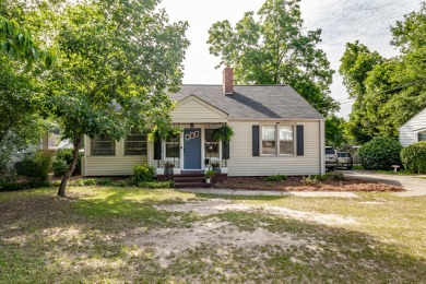 Beautifully maintained 1930s cottage in Kings Wood subdivision! on Augusta Municipal Golf Course in Georgia - for sale on GolfHomes.com, golf home, golf lot