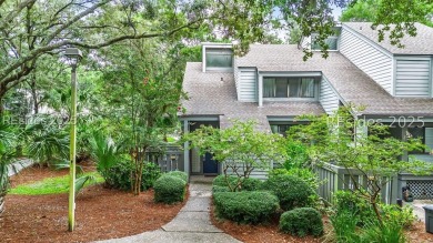 Turnkey Resort Living. Stylish 2BR/2BA + Loft End Unit Villa on Palmetto Dunes Golf Course and Resort in South Carolina - for sale on GolfHomes.com, golf home, golf lot