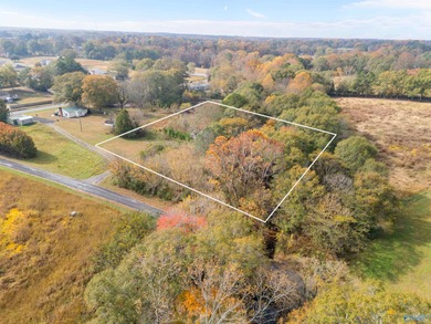 Perfect 1-acre retreat on Gentry Road--just 10 minutes to on Brookside Golf Course in Alabama - for sale on GolfHomes.com, golf home, golf lot