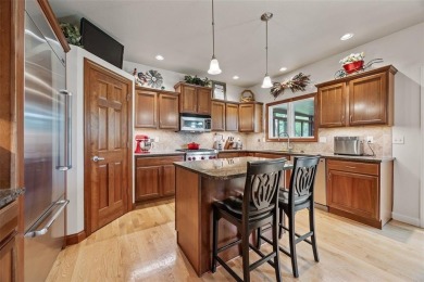 Shows like new!! Hurry to see this sprawling ranch located in on St. Andrews Golf Club in Iowa - for sale on GolfHomes.com, golf home, golf lot