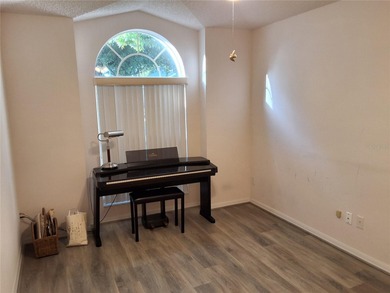 Lovely home in Kings Ridge. New roof in Aug 2020, new HVAC in on Kings Ridge Golf Club in Florida - for sale on GolfHomes.com, golf home, golf lot