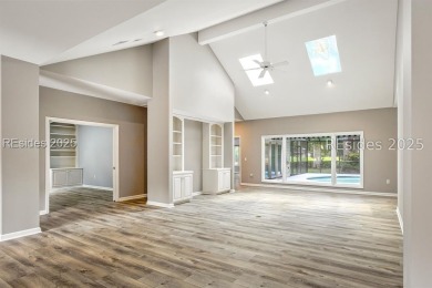 Welcome to this charming 3-bed, 2.5-bath home in the Indigo Run on The Golf Club at Indigo Run in South Carolina - for sale on GolfHomes.com, golf home, golf lot