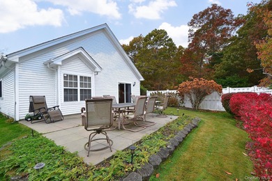 Beautifully maintained 2 Bedroom, 2 Bath *Devon 2* model in on Birchwood at Spring Lake in New York - for sale on GolfHomes.com, golf home, golf lot