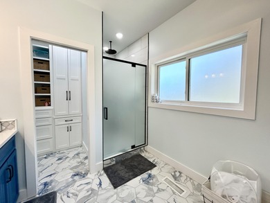 Luxury custom-built home near Lake Cumberland offering on Woodson Bend Resort in Kentucky - for sale on GolfHomes.com, golf home, golf lot