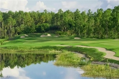 This is the unit that you have been waiting for! THE COMPLETELY on Colonial Country Club in Florida - for sale on GolfHomes.com, golf home, golf lot