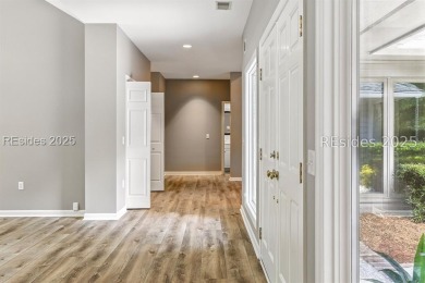 Welcome to this charming 3-bed, 2.5-bath home in the Indigo Run on The Golf Club at Indigo Run in South Carolina - for sale on GolfHomes.com, golf home, golf lot