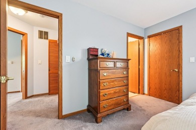 Welcome to this lovely property in a golf course community! It on Poplar Creek Country Club in Illinois - for sale on GolfHomes.com, golf home, golf lot