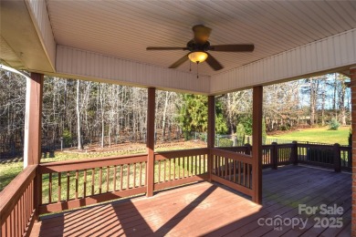 4 Bedroom, Full Brick Home located near Cowans Ford Golf Club on Cowans Ford Country Club in North Carolina - for sale on GolfHomes.com, golf home, golf lot