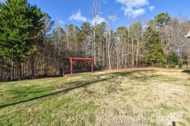 4 Bedroom, Full Brick Home located near Cowans Ford Golf Club on Cowans Ford Country Club in North Carolina - for sale on GolfHomes.com, golf home, golf lot