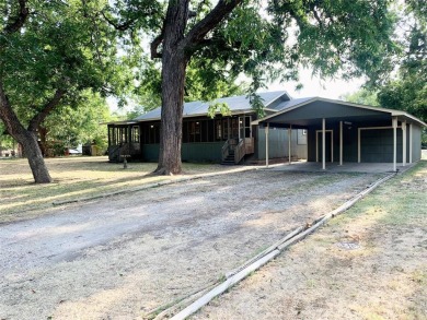 Fantastic property for full time living or weekend get away on Horseshoe Bend Country Club in Texas - for sale on GolfHomes.com, golf home, golf lot