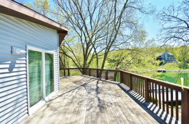 Lakefront Home with Tons of Character and Great Location! on Oak Run Golf Course in Illinois - for sale on GolfHomes.com, golf home, golf lot
