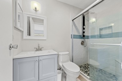 Charming 1-bedroom condo in the vibrant 55+ Kings Point on Kings Point Golf - Executive in Florida - for sale on GolfHomes.com, golf home, golf lot