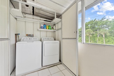 Charming 1-bedroom condo in the vibrant 55+ Kings Point on Kings Point Golf - Executive in Florida - for sale on GolfHomes.com, golf home, golf lot