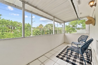 Charming 1-bedroom condo in the vibrant 55+ Kings Point on Kings Point Golf - Executive in Florida - for sale on GolfHomes.com, golf home, golf lot